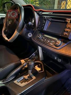 تۆیۆتا ڕاڤ 4